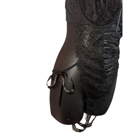 Beautiful Victoria secret bodysuit lace up corset front floral bows mesh Lacey s - Picture 7 of 11